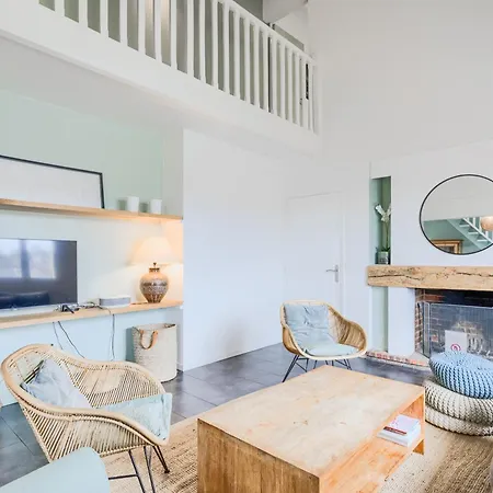La Presqu'ile - Grand Duplex - Parking Prive - 100m De La Gare * Deauville